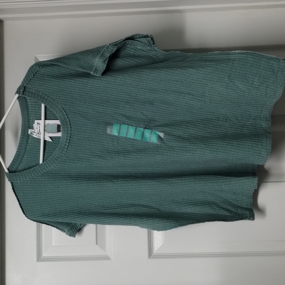 Seven7 women waffle knit top shirt size 1X, 2X green